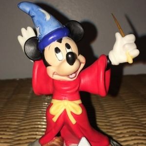 disney world 25th anniversary mickey mouse statue